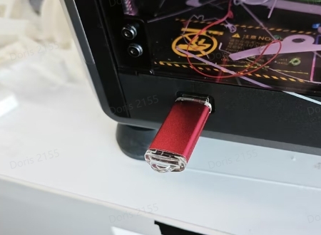 inserted-usb-into-the-machine.jpg